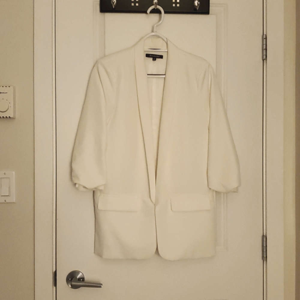 Women's Cream Blazer